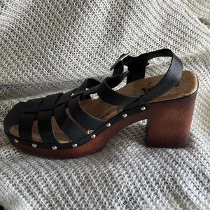 Black Strappy Korks Heels 10M